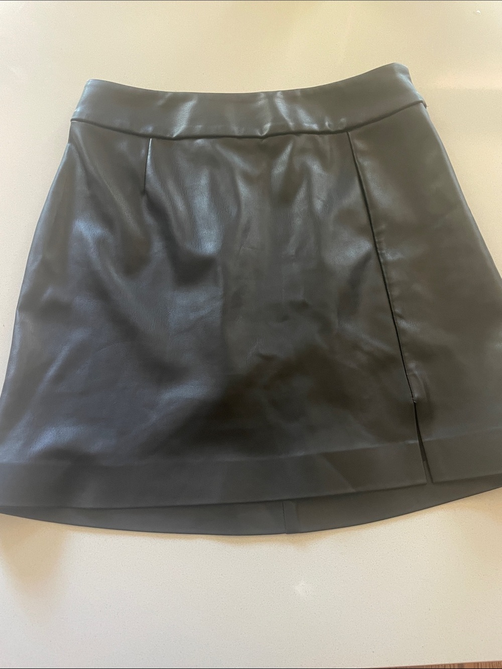 The Drop Aiden Vegan Faux Leather A-Line Mini Skirt Small - Picture 3 of 9